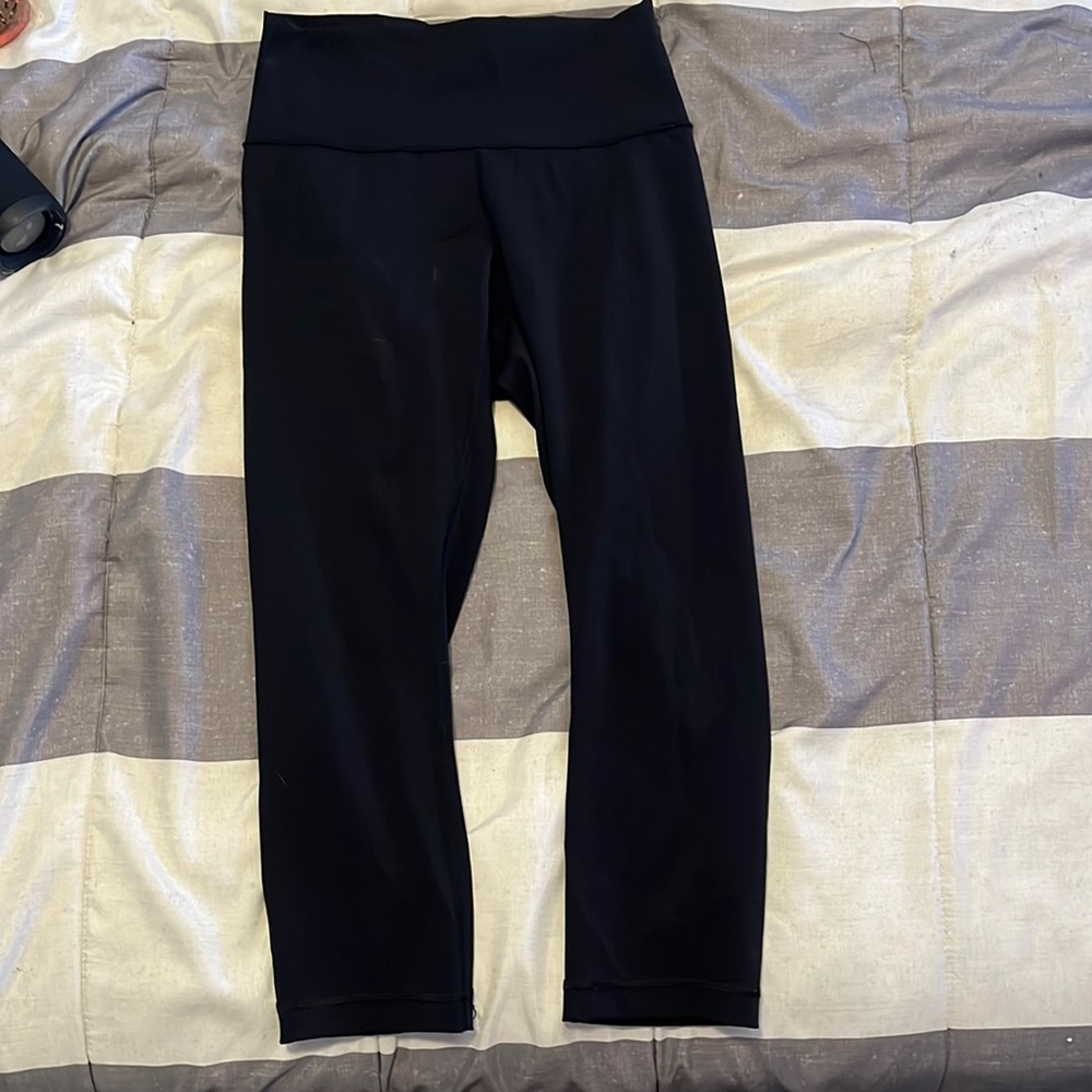 lululemon align super-high rise black crop 21”